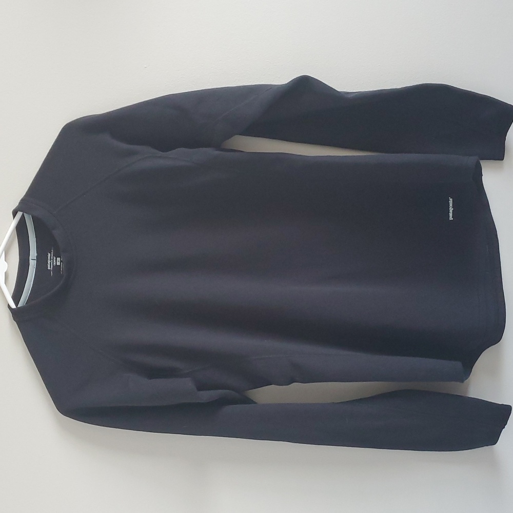 Patagonia Black Performance Baselayer Capilene Top Fleece Sz M Activewear Sports